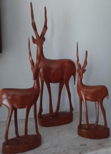 3 houten beeldjes antilopes/herten (jaren '50) - vintage disponible aux enchères