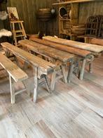 Houten bankjes, Ophalen