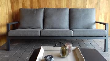 Tuinset. beschikbaar voor biedingen