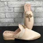 Nieuwe moderne pantoffels T: 38, Kleding | Dames, Schoenen, Beige, Nieuw, Sandalen of Muiltjes, Ophalen of Verzenden