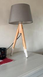 Leuke lamp op steun, Ophalen, Hout, Landelijk eigentijds, Zo goed als nieuw