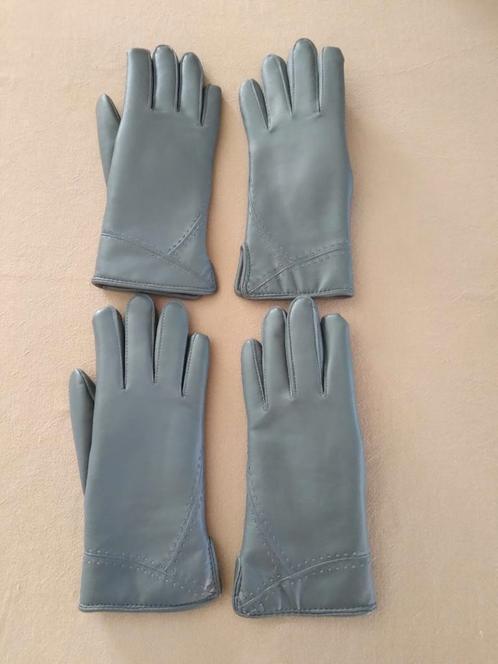 2 paar handschoenen samen  voor 4€, kunstofleder, maat small, Kleding | Dames, Mutsen, Sjaals en Handschoenen, Nieuw, Handschoenen