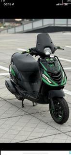 Piaggo zip kappenset+gril, Fietsen en Brommers, Ophalen, Zo goed als nieuw