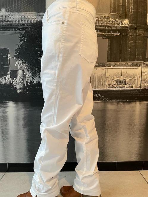 witte broek zomer Dismero - Size 44, Kleding | Dames, Broeken en Pantalons, Zo goed als nieuw, Maat 42/44 (L), Wit, Lang, Verzenden