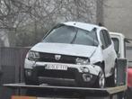 Dacia Duster 1.5dCi Automaat Schadewagen, Auto's, Dacia, 116 g/km, 4 cilinders, Duster, Wit