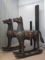 Twee Indonesische schommel paarden, Antiek en Kunst, Curiosa en Brocante, Ophalen