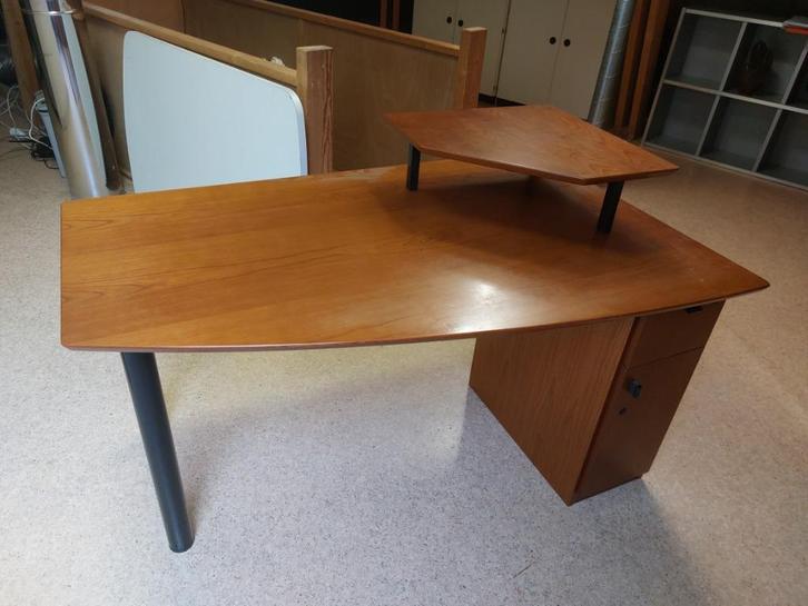 Bureau met 2 kastjes, Huis en Inrichting, Bureaus, Gebruikt, Bureau, Ophalen