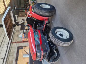 Mitsubishi hydrostatische 4x4-tractor met 28 pk  beschikbaar voor biedingen