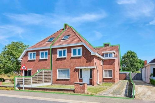 Ruime woning te centrum Pelt, Immo, Huizen en Appartementen te koop, Provincie Limburg, 200 tot 500 m², Twee onder één kap, F