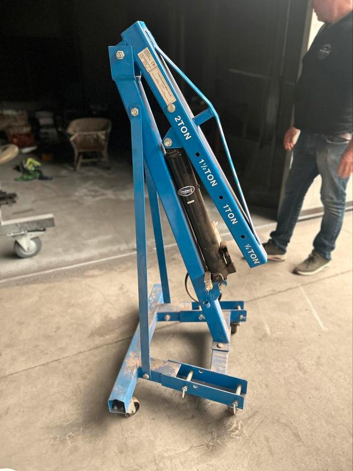 2 Ton Vouwbare Garagekraan / Motorkraan, Doe-het-zelf en Bouw, Gereedschap | Overige machines, Gebruikt, Ophalen