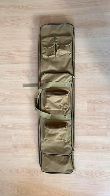 Geweerfoudraal 112 x 26 in tan beschikbaar voor biedingen