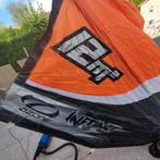 Kitesurf kites : Ozone 12 en 7 meter + handle bar, Watersport en Boten, Kitesurfen, Ophalen, Zo goed als nieuw, Kitesurf-set