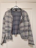Tweed vestje K design blauw/beige large amper gedragen, Kleding | Dames, Jasje, Beige, Maat 42/44 (L), K-design