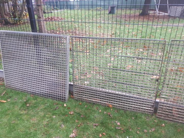 8 gegalvaniseerde looproosters/persroosters, Doe-het-zelf en Bouw, Metalen, Gebruikt, IJzer, Ophalen