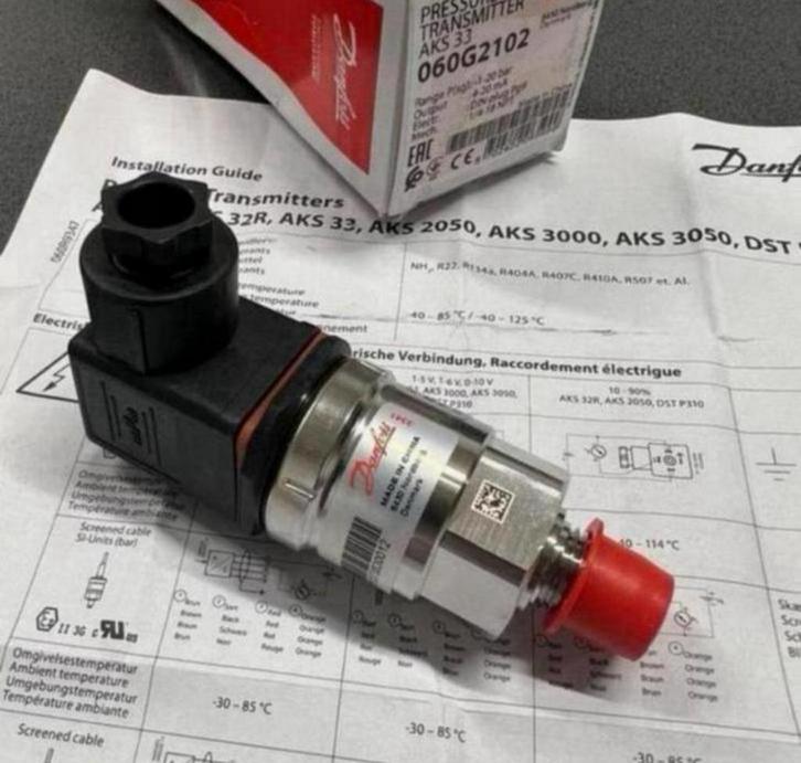 Danfoss 060G2102 Pressure Transmitter AKS33 nieuw 1-20 bar, Hobby en Vrije tijd, Elektronica-componenten, Nieuw, Ophalen of Verzenden