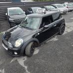 Mini one euro6 essence benzin 11.2013 gps airco, Auto's, Voorwielaandrijving, 4 cilinders, 1600 cc, Leder en Stof