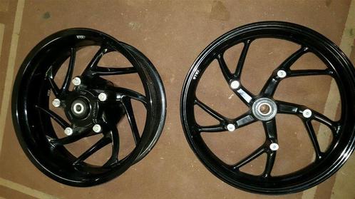 BMW 7B F800R wielen in het zwart zonder schijven etc., Motoren, Onderdelen | BMW, Gebruikt, Ophalen of Verzenden