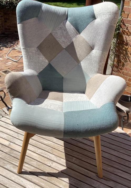 Fauteuil, Huis en Inrichting, Fauteuils, Zo goed als nieuw, Hout, 50 tot 75 cm, Minder dan 75 cm, Ophalen