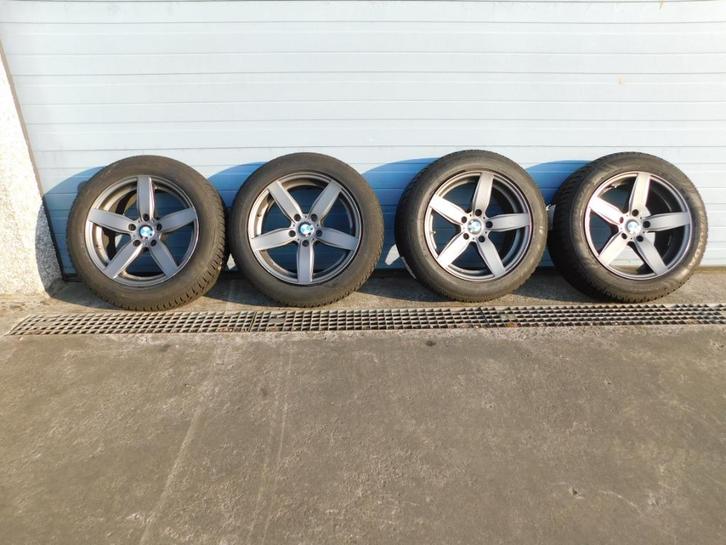 Diverse Sets winterwielen BMW 5, Auto-onderdelen, Banden en Velgen, Band(en), Winterbanden, 17 inch, 225 mm, Personenwagen, Gebruikt