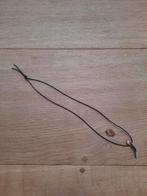 Handgemaakte hanger uit reebokgewei aan bruin leren ketting, Overige materialen, Verstelbaar, Bruin, Nieuw