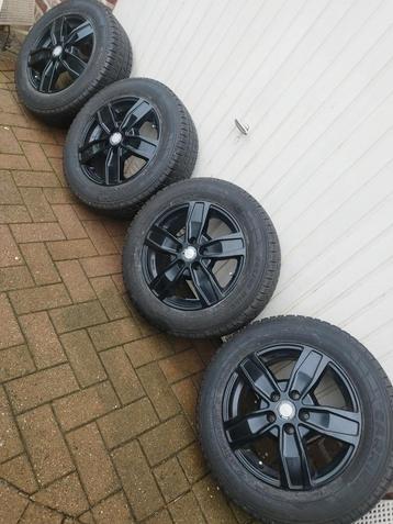 Winterbanden 205/65/R16.C Pirelli Mercedes Vito/viano+sensor beschikbaar voor biedingen