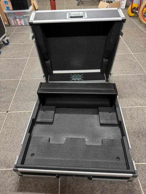 Flight case trolley pour Allen & Heath SQ6, Muziek en Instrumenten, Behuizingen en Koffers, Gebruikt, Flightcase, Ophalen