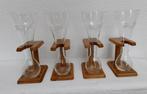 4 kwakglazen op houten standaard, Ophalen, Zo goed als nieuw, Glas of Glazen