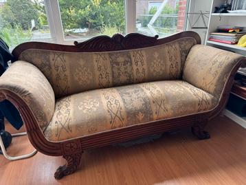 Biedermeier zetel beschikbaar voor biedingen