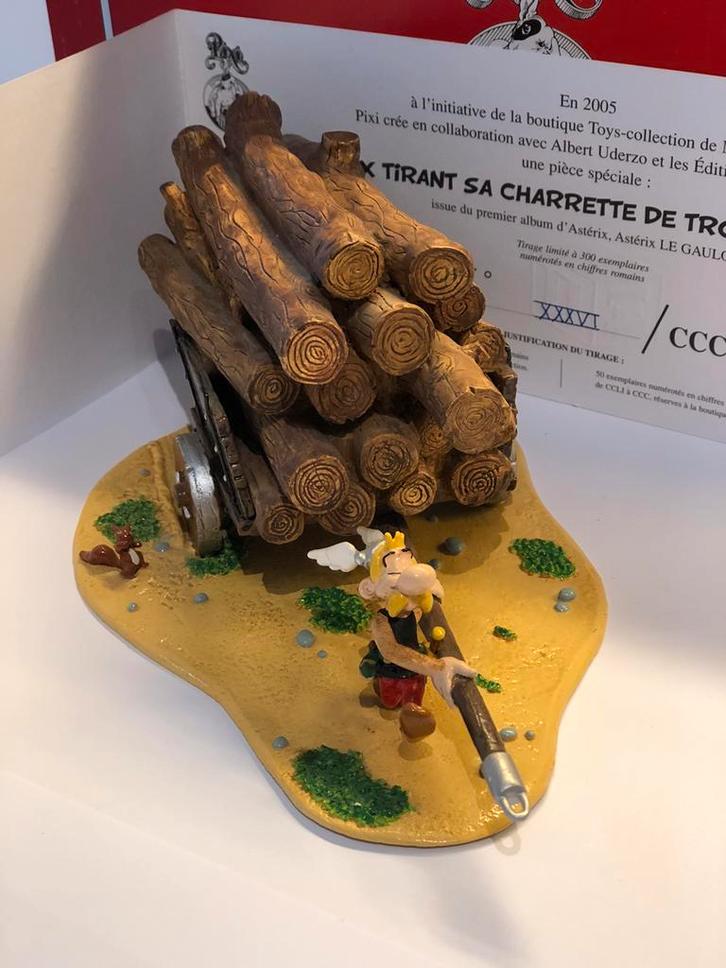 Asterix trekt zijn kar Pixi Uderzo, Verzamelen, Beelden en Beeldjes, Zo goed als nieuw, Ophalen of Verzenden