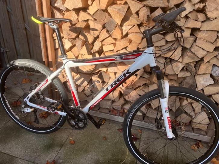 Trek 6300 - Schijfremmen, Fietsen en Brommers, Fietsen | Mountainbikes en ATB, Zo goed als nieuw, Trek, 45 tot 49 cm, Hardtail