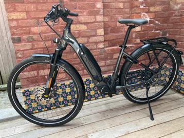 Flyer Upstreet 5 speedpedelec met slechts 353km en riemaandr beschikbaar voor biedingen