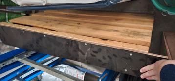 Pallet gratis beschikbaar voor biedingen