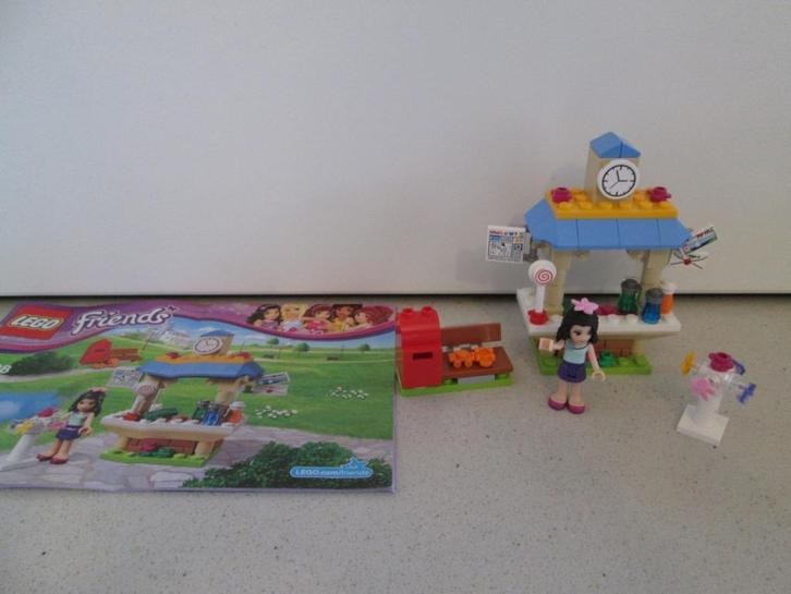 Lego Friends nr. 41098 Andrea's toeristenkiosk met bouwboekj, Enfants & Bébés, Jouets | Duplo & Lego, Comme neuf, Lego, Ensemble complet