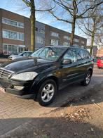 Ssangyong kyron m200 2.0 xdi, Auto's, SsangYong, Zwart, Kyron, Zwart, Leder