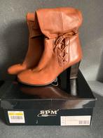 Nieuw enkellaars hak cognac 41, Enlèvement ou Envoi, Neuf