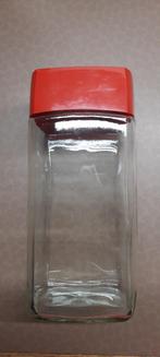15 Glazen bokalen hoogte 19 cm breedte 7,5 cm op 9,5 cm., Ophalen