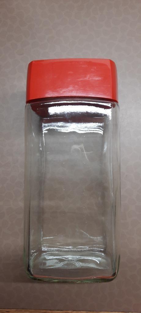 15 Glazen bokalen hoogte 19 cm breedte 7,5 cm op 9,5 cm., Verzamelen, Glas en Drinkglazen, Ophalen