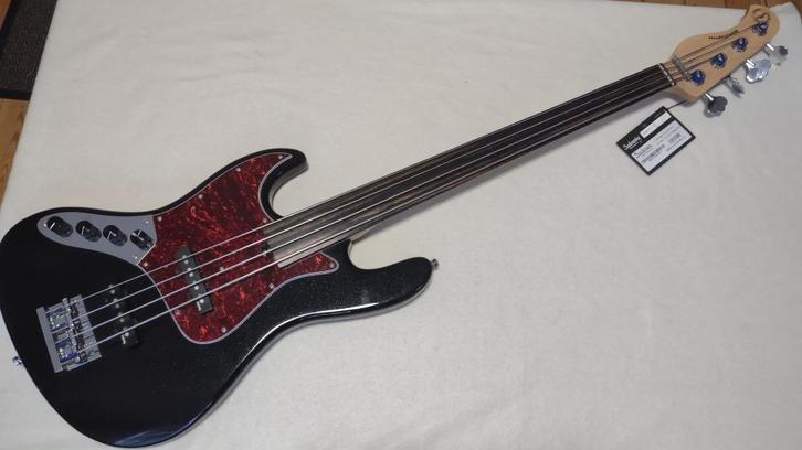 SADOWSKY FRETLESS BASS  GAUCHER, Muziek en Instrumenten, Snaarinstrumenten | Gitaren | Bas, Nieuw, Elektrisch, Fretloos, Ophalen of Verzenden