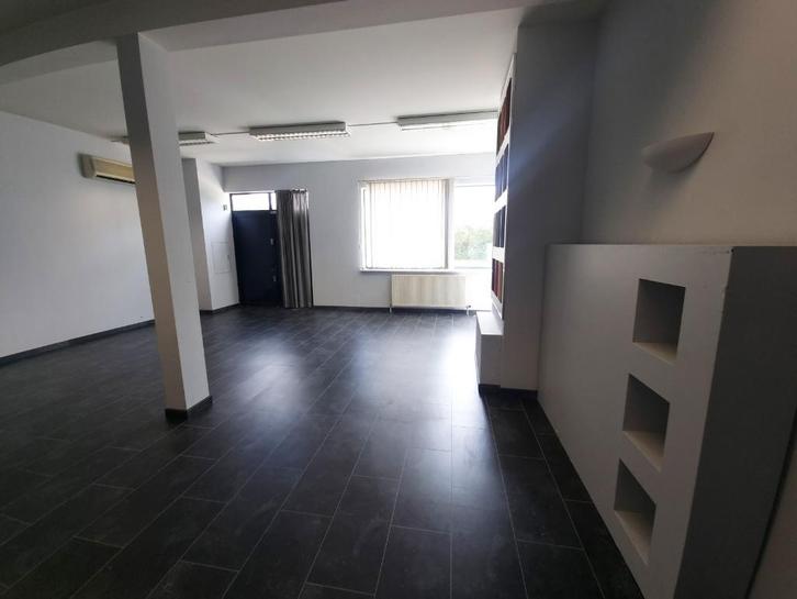 Instapklare kantoorruimte te huur – 55 m², Zakelijke goederen, Bedrijfs Onroerend goed, Kantoorruimte, Huur