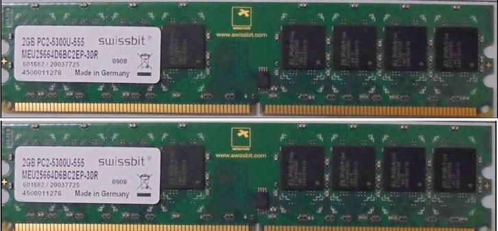 Swissbit 2x 2GB PC2-5300U, Computers en Software, RAM geheugen, Gebruikt, Desktop, 4 GB, DDR2, Ophalen of Verzenden