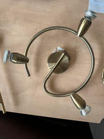 2 stuks spot met 3 lichtpunten  beschikbaar voor biedingen