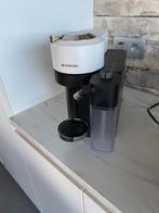De’Longhi Nespresso Vertuo Lattisimo, Réservoir d'eau amovible, Enlèvement ou Envoi, Dosettes et capsules de café, Comme neuf