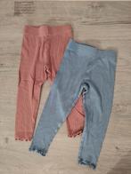 Lot de 2 leggings Taille 92, Kinderen en Baby's, Kinderkleding | Maat 92, Ophalen of Verzenden, Zo goed als nieuw