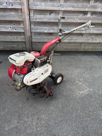 tuinfrees HONDA F400 5pk 70cm 2 versnellingen en 1 achteruit beschikbaar voor biedingen