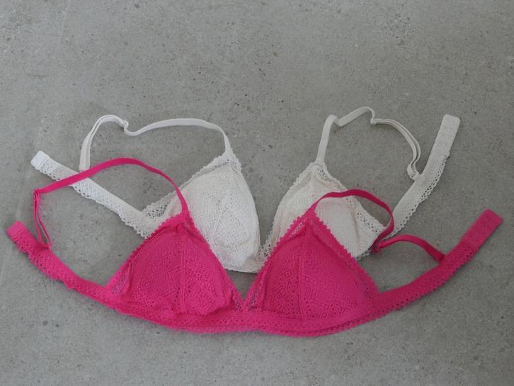 2 triangel bralettes Hunkemöller 75C, Kleding | Dames, Ondergoed en Lingerie, BH, Wit, Ophalen of Verzenden