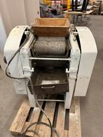 Machine moulin a grain / broyeur horeca, Articles professionnels, Enlèvement