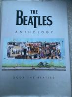 Boek THE Beatles, Ophalen of Verzenden, Zo goed als nieuw