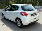 Peugeot 208 1.2i 2014 Airco Navi 109.000KM Euro 5b, Auto's, Euro 5, Parkeersensor, Wit, Handgeschakeld