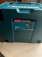 Dbn600 jz makita tacker, Enlèvement, Utilisé