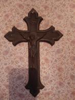 Antiek gietijzeren kruisbeeld met Corpus
Christi, Antiek en Kunst, Antiek | Religieuze voorwerpen, Ophalen of Verzenden